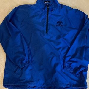 EUC Vantage Golf Windbreaker. Toyota logo